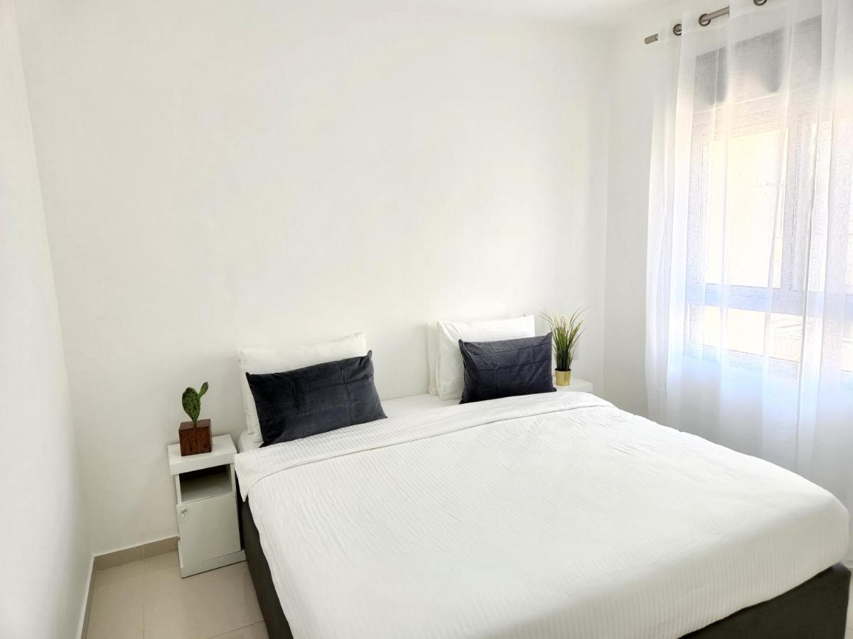 Melony Apartments Yam Suf Street Eilat Bagian luar foto