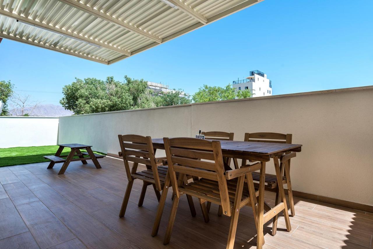 Melony Apartments Yam Suf Street Eilat Bagian luar foto