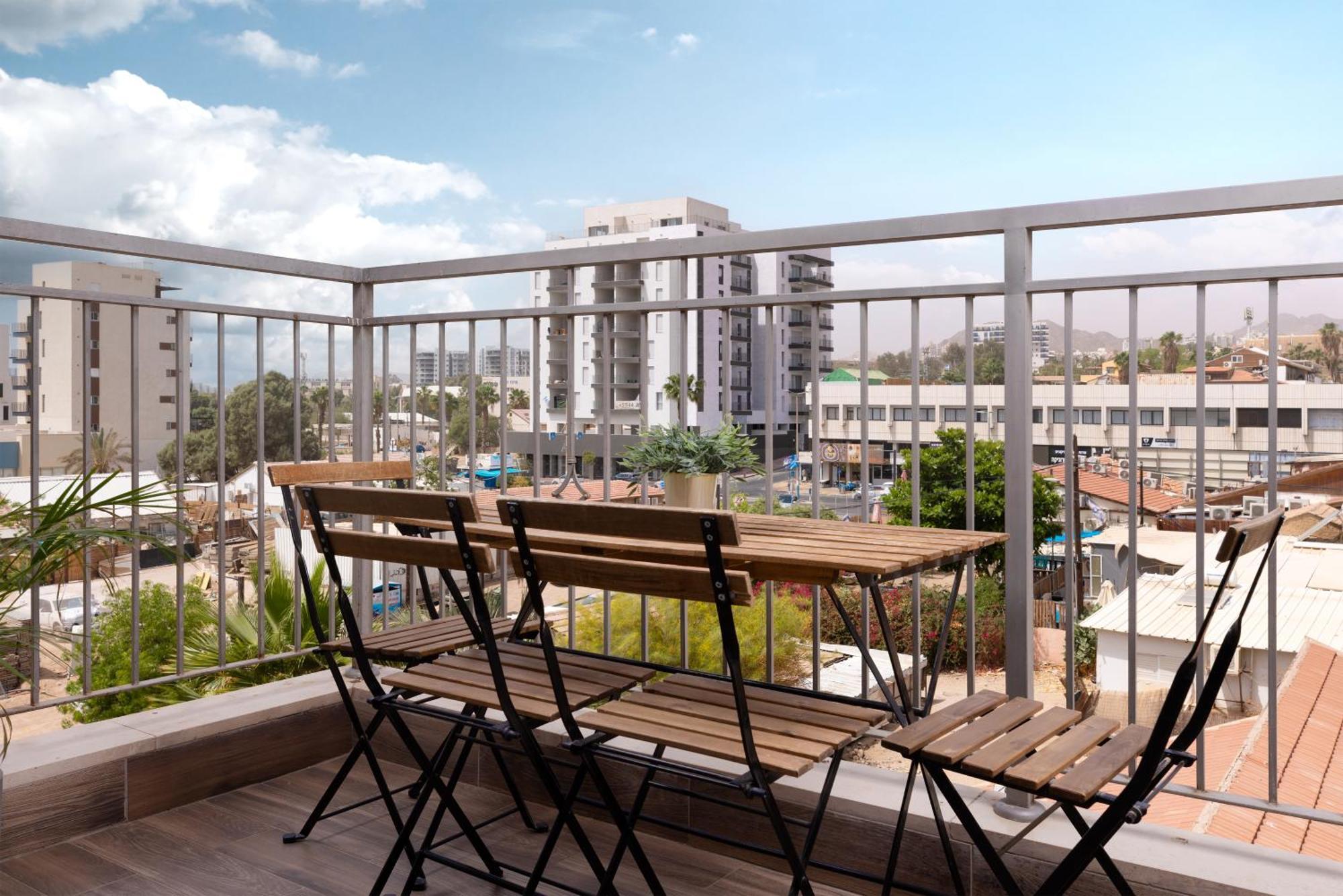 Melony Apartments Yam Suf Street Eilat Bagian luar foto